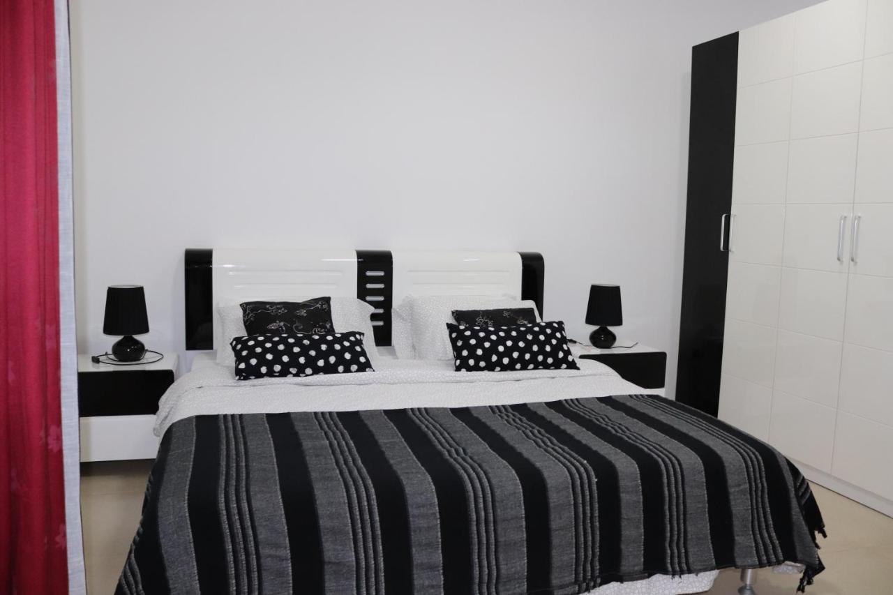 Mahina Sunset Heights Apartment *